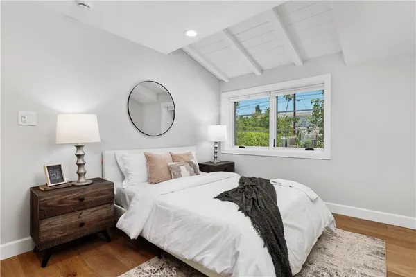 $2,200,000 | 5823 Lubao Avenue, Woodland Hills, CA 91367