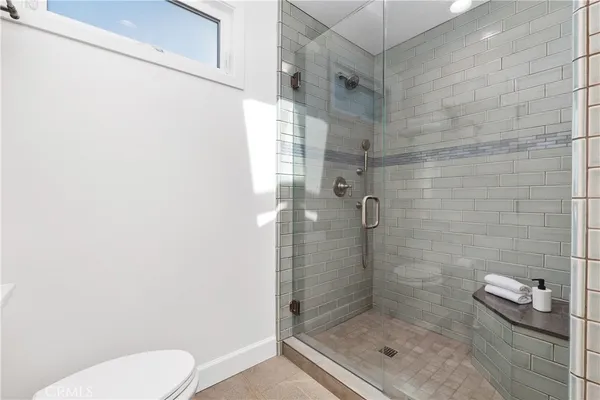 $2,200,000 | 5823 Lubao Avenue, Woodland Hills, CA 91367