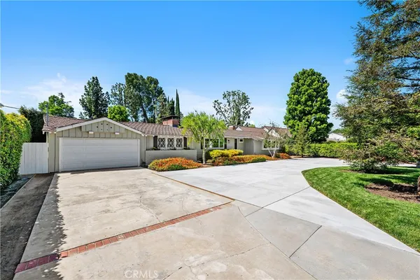 $2,200,000 | 5823 Lubao Avenue, Woodland Hills, CA 91367