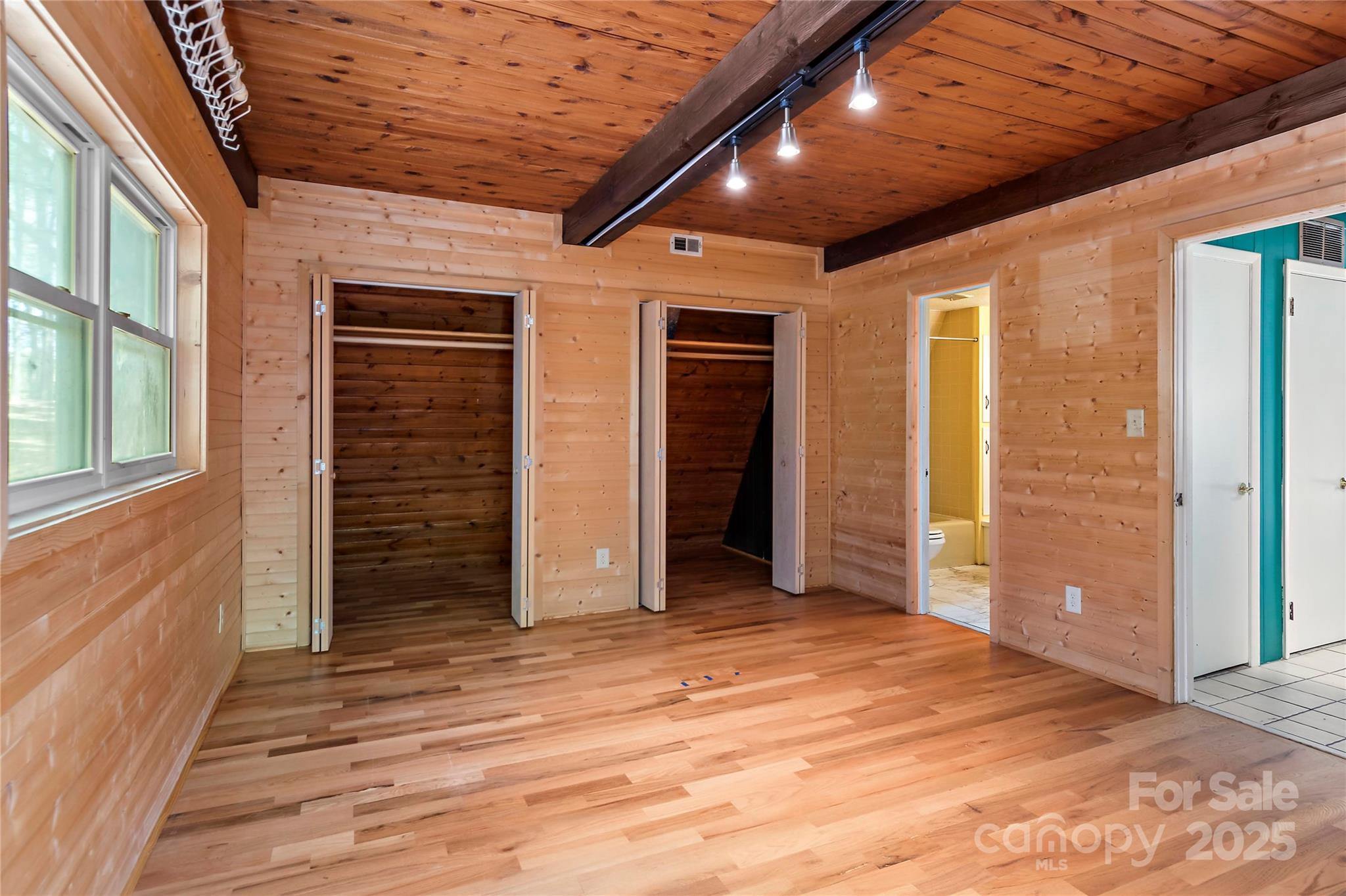 2950 Beroth Road Pfafftown, NC 27040 - Photo 11 of 39 an empty room with windows