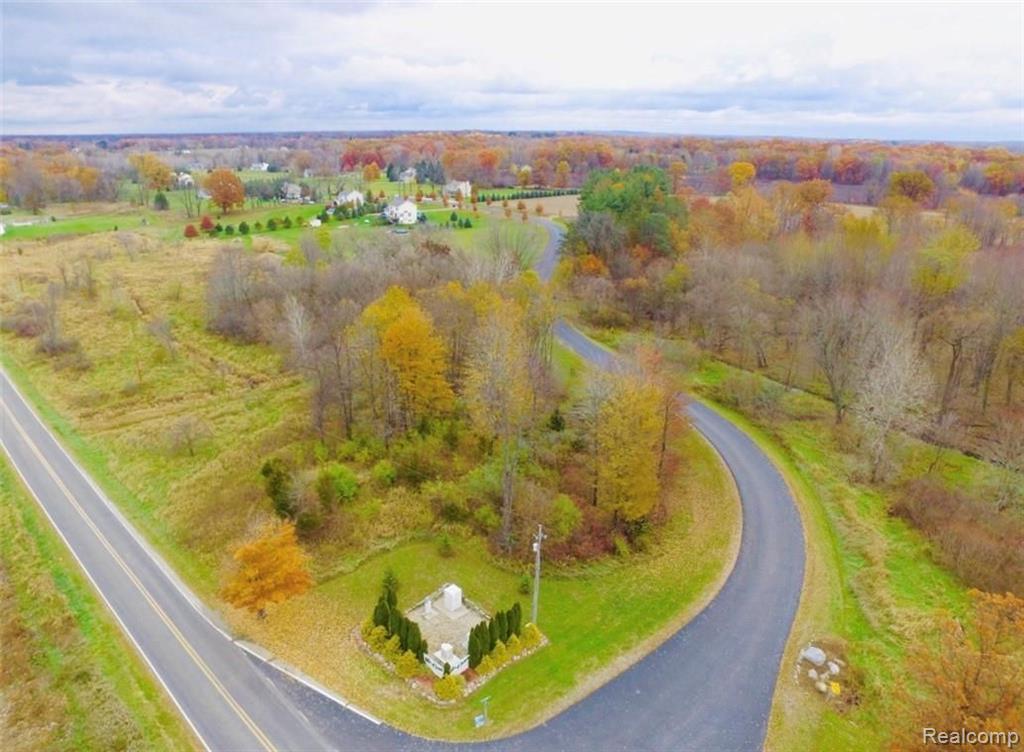 5720 Iosco Mountain Road Gregory, MI 48137 - Photo 2 of 5