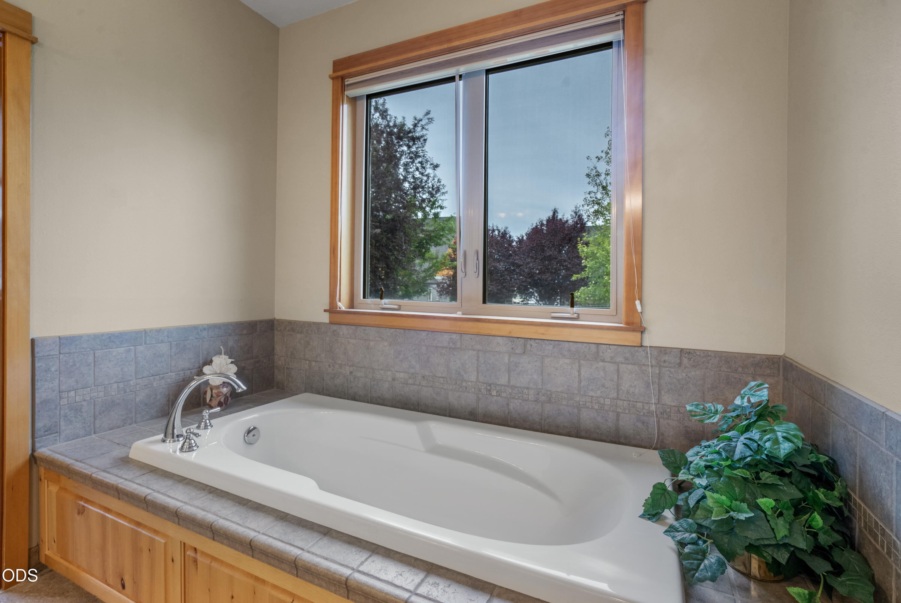 3571 Southwest 36th Place Redmond, OR 97756 - Photo 16 of 39