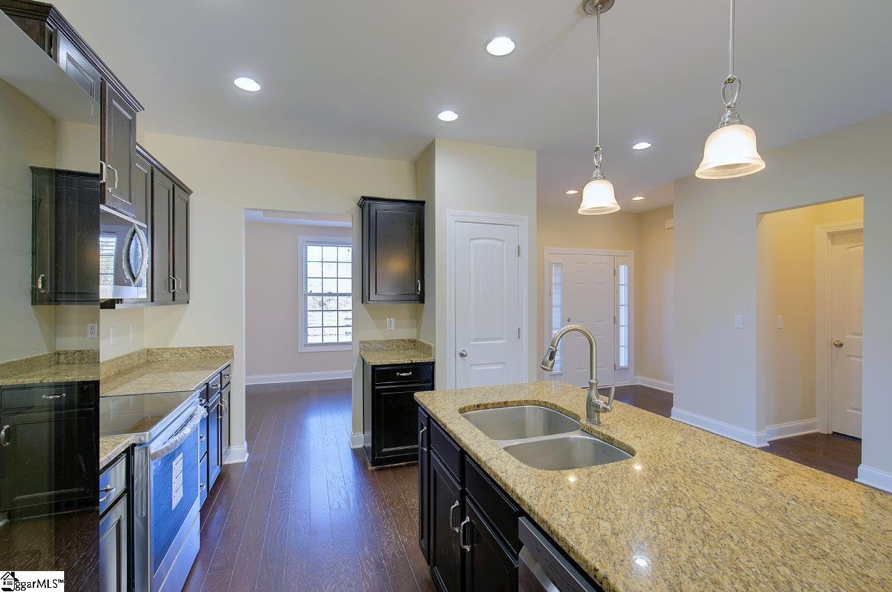 214 Meritage Street Greer, SC 29651 - Photo 11 of 36 Gallery Image 11