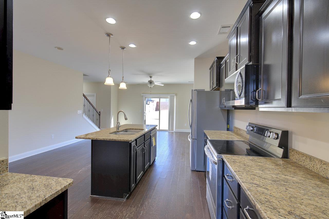 214 Meritage Street Greer, SC 29651 - Photo 12 of 36 Gallery Image 12
