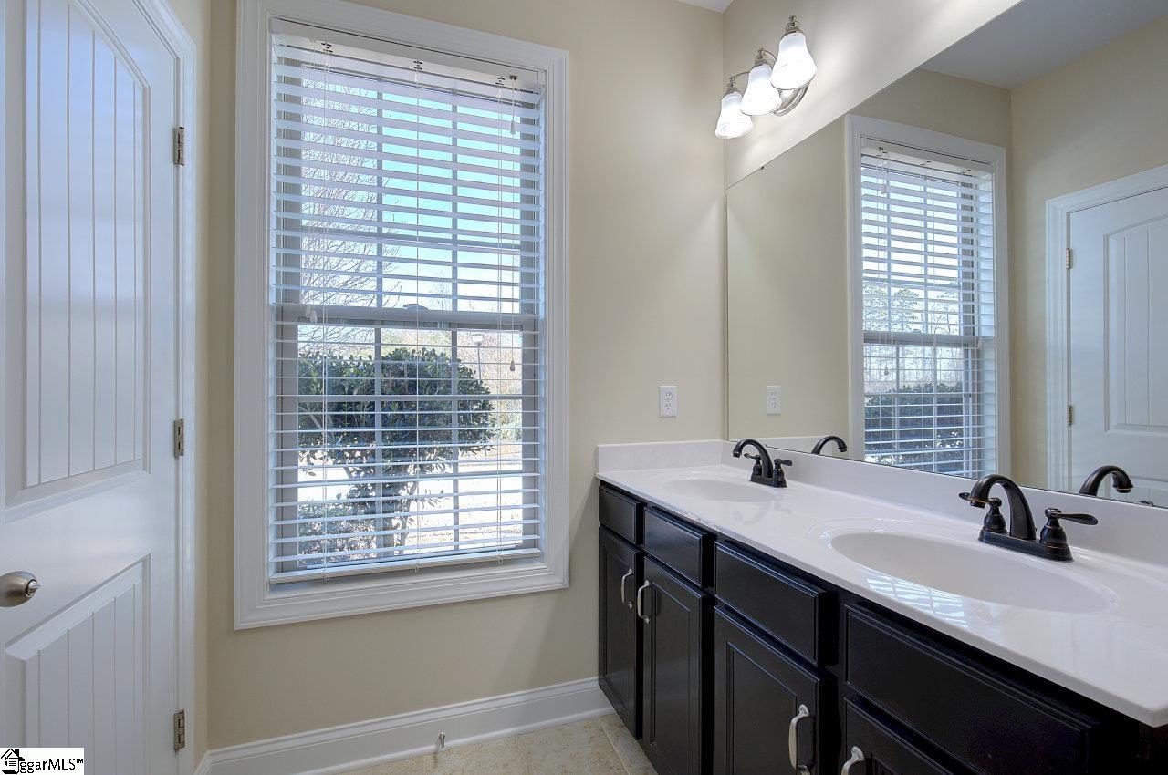 214 Meritage Street Greer, SC 29651 - Photo 7 of 36 Gallery Image 7