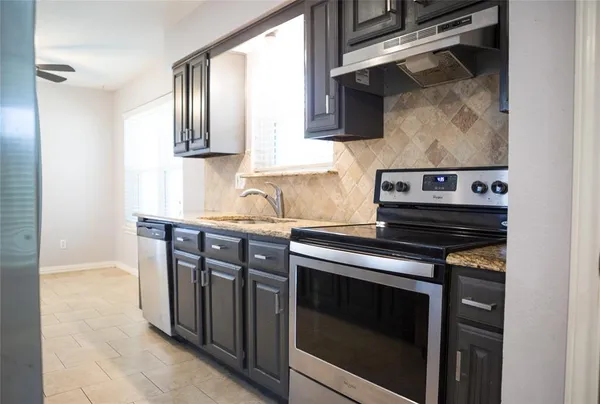 $2,300 | 1106 Lockridge, McKinney, TX 75069