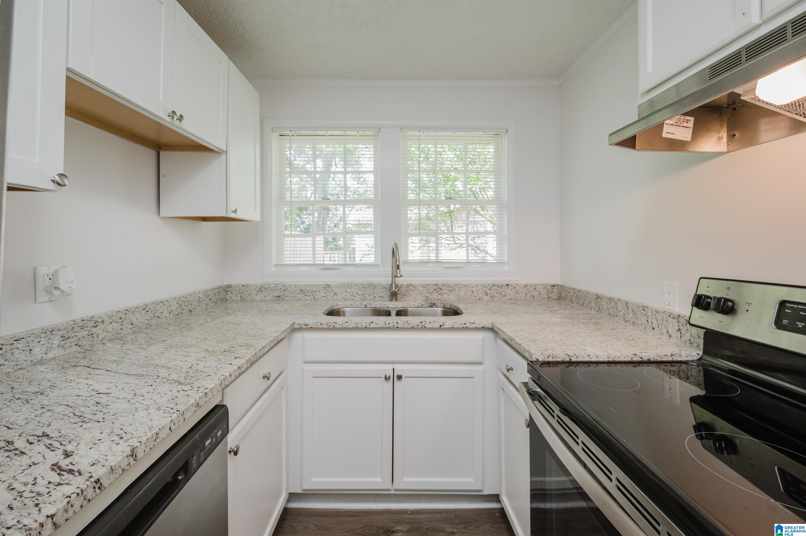 8441 Thomas Avenue Leeds, AL 35094 - Photo 20 of 37