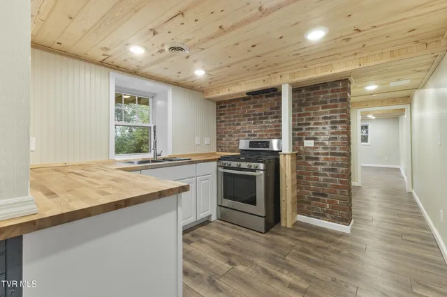 $429,000 | 1068 Mimosa Drive, Morristown, TN 37814