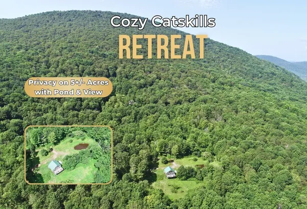 a sign that is sitting on a brick wall