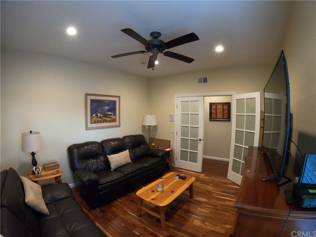 5871 Jeffries Ranch Road Oceanside, CA 92057 - Photo 13 of 29