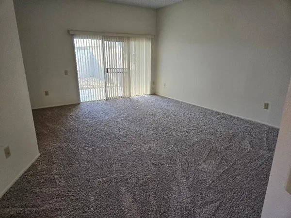 $1,250 | 10105 West Campana Drive, Sun City, AZ 85351