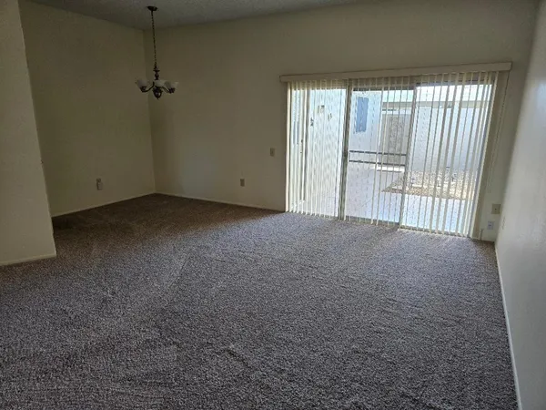 $1,250 | 10105 West Campana Drive, Sun City, AZ 85351