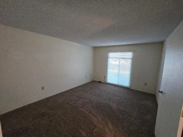 $1,250 | 10105 West Campana Drive, Sun City, AZ 85351