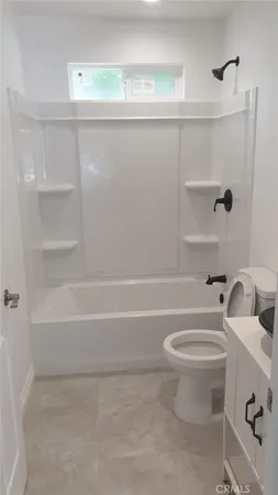 $1,650 | 9957 Delco Avenue, Chatsworth, CA 91311