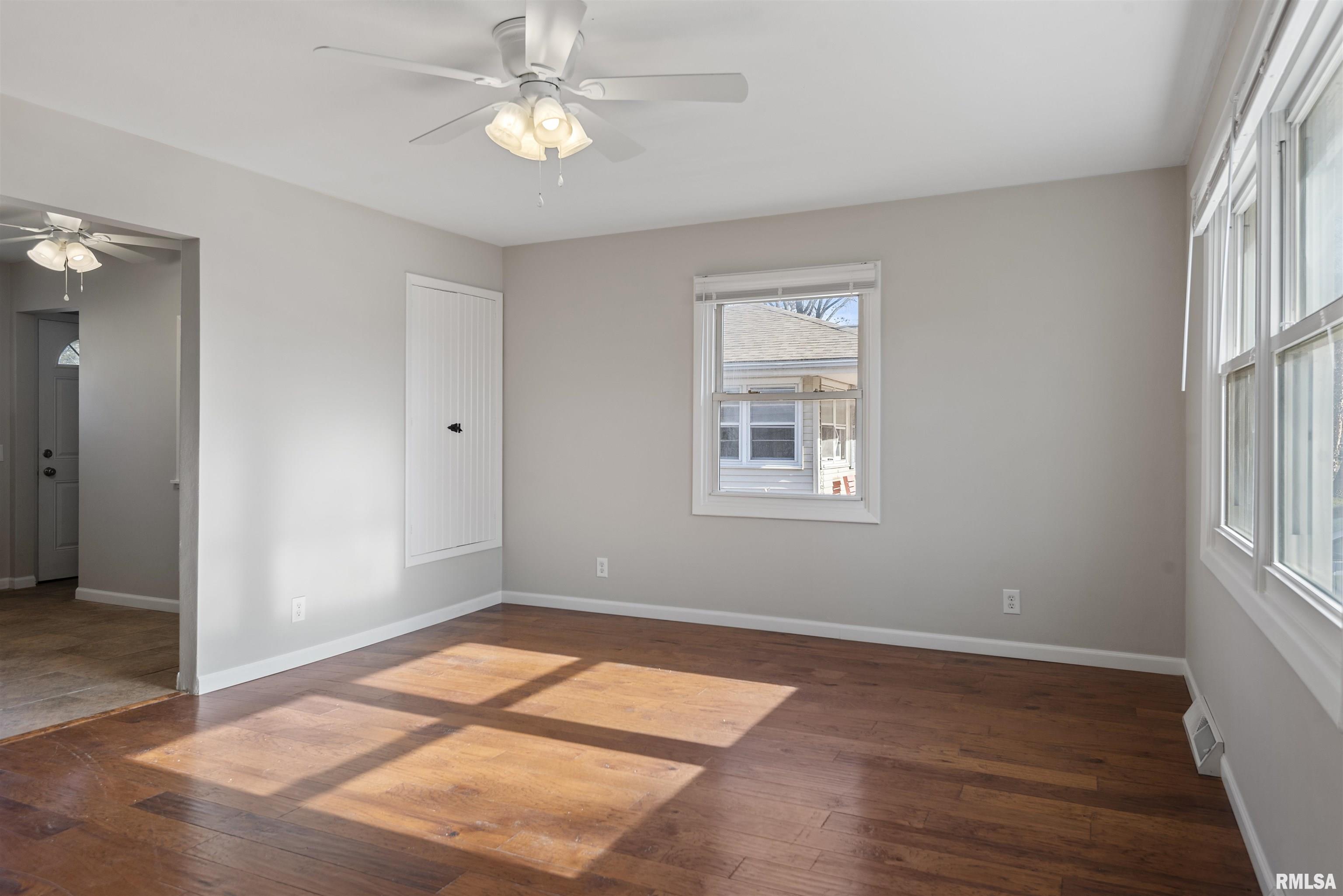 1805 Grant Street Springfield, IL 62703 - Photo 3 of 18