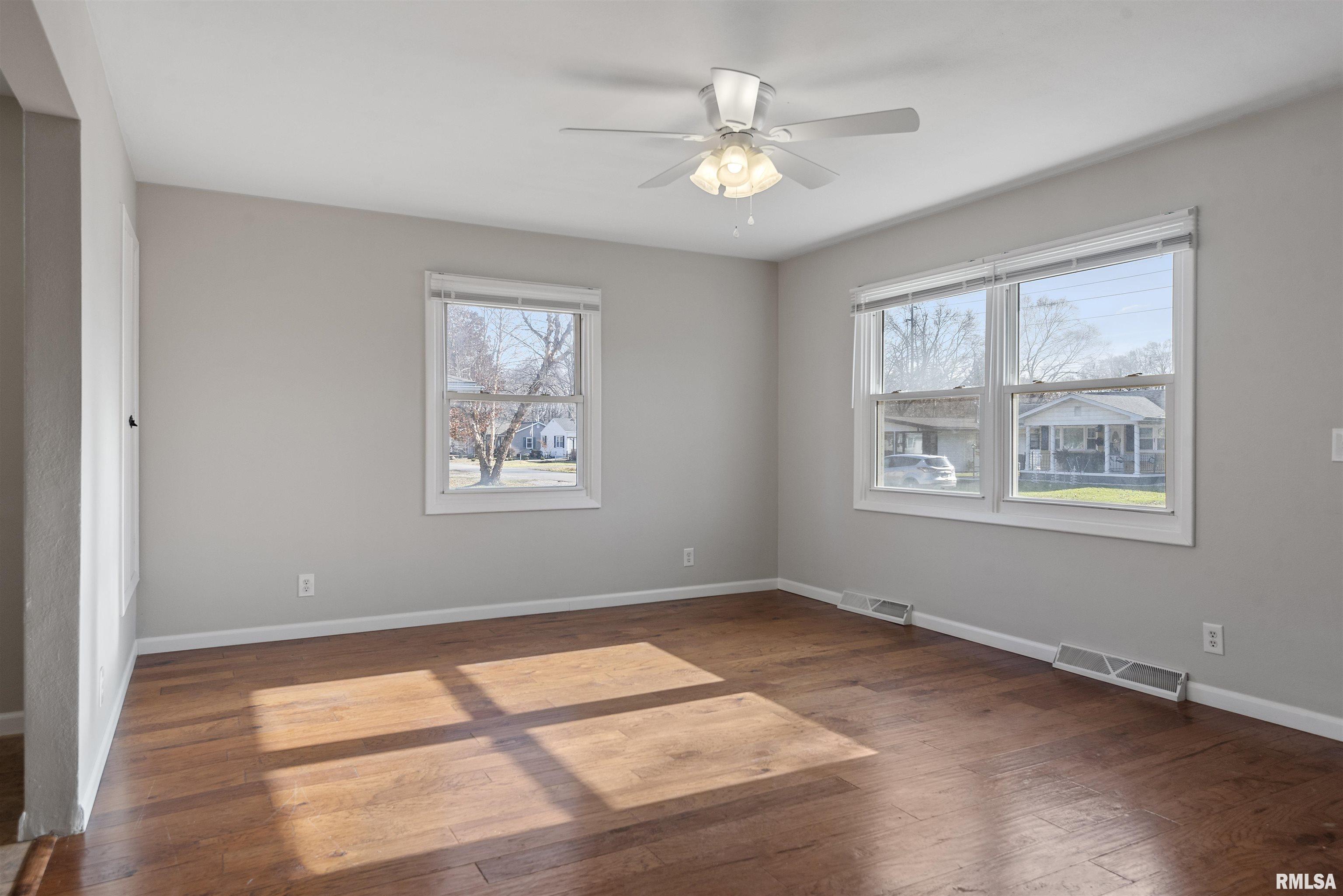 1805 Grant Street Springfield, IL 62703 - Photo 4 of 18