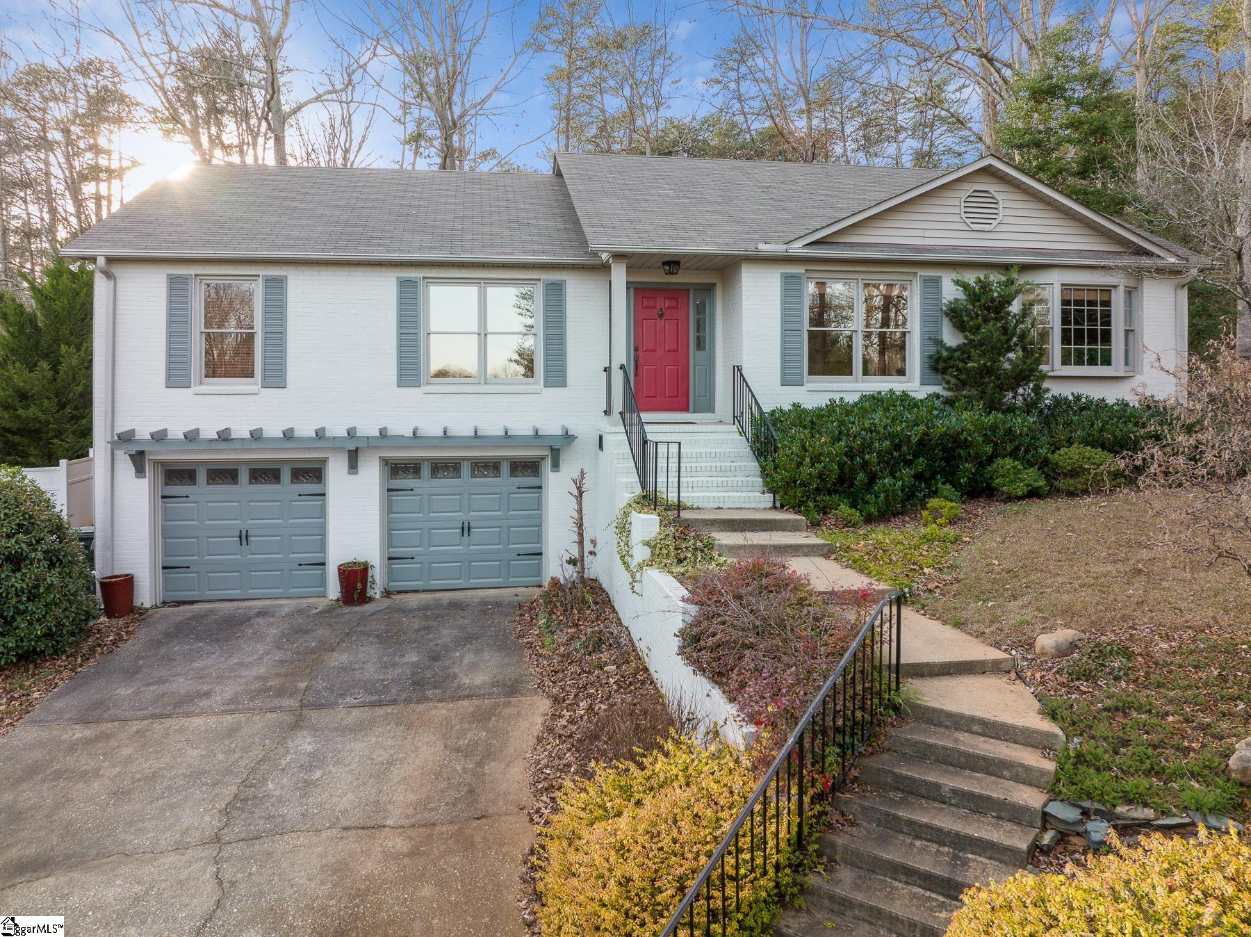 12 Fox Ridge Way Taylors, SC 29687 - Photo 1 of 30 Gallery Image 1