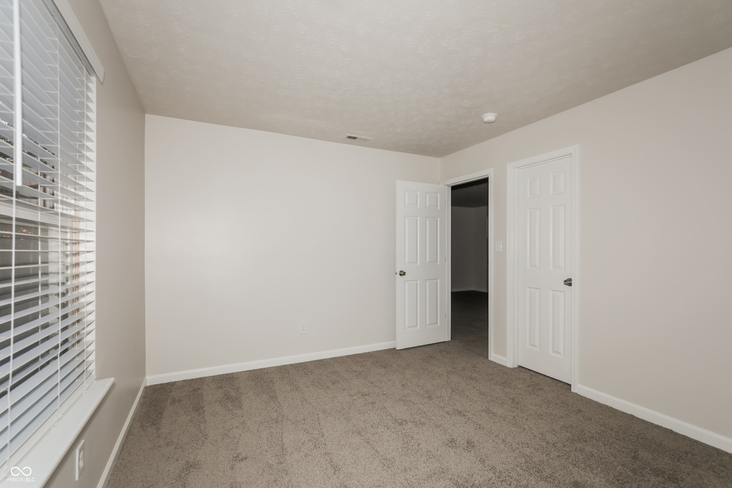 9125 Timpani Way Indianapolis, IN 46231 - Photo 13 of 17