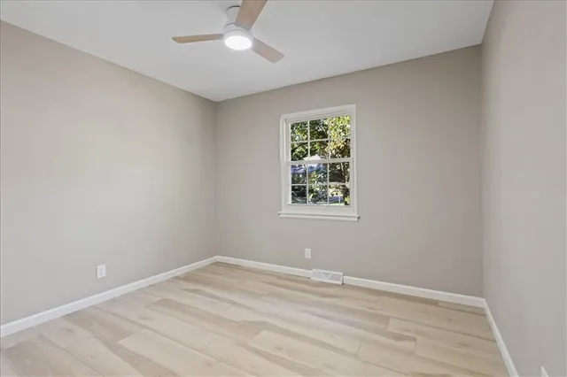 $395,000 | 7805 Long Avenue, Lenexa, KS 66216