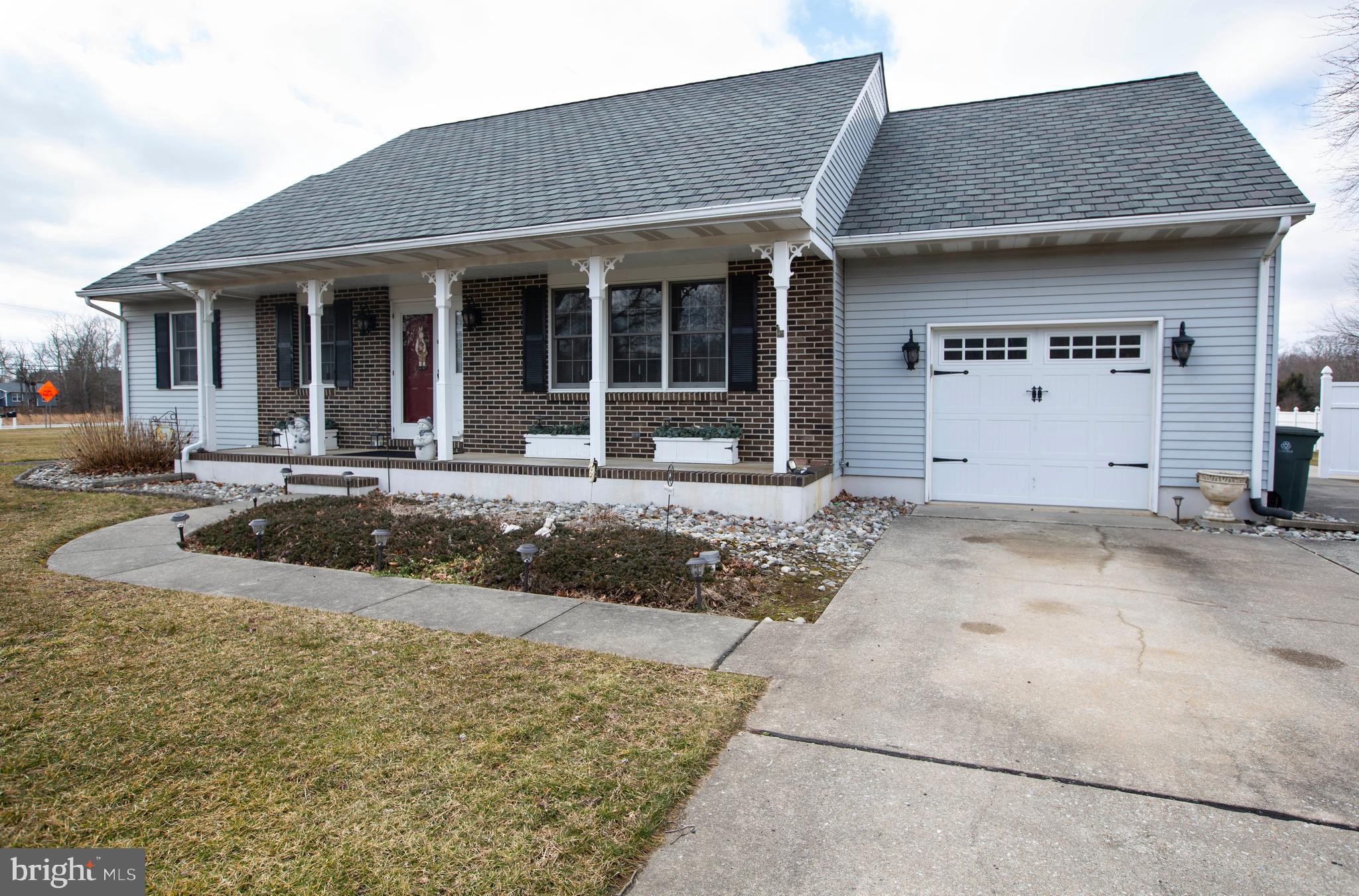 511 Jones Road Williamstown, NJ 08094 - Photo 1 of 34