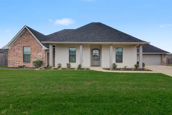 $324,900 | 609 Stowe Circle, Benton, LA 71006