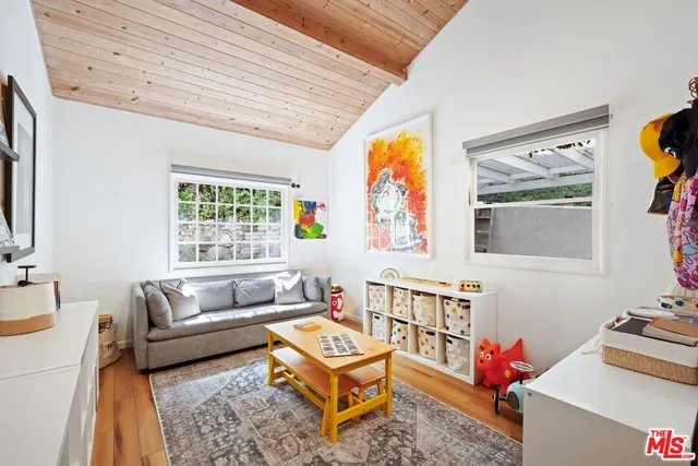 $1,799,000 | 2204 Stanley Hills Drive, Los Angeles, CA 90046