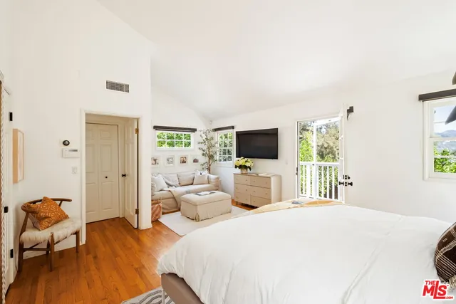 $1,799,000 | 2204 Stanley Hills Drive, Los Angeles, CA 90046