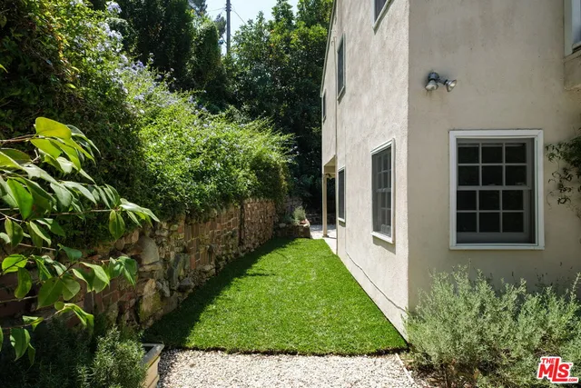 $1,799,000 | 2204 Stanley Hills Drive, Los Angeles, CA 90046