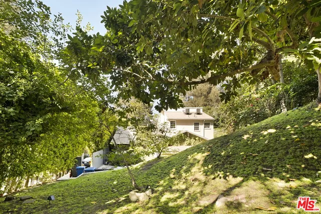 $1,799,000 | 2204 Stanley Hills Drive, Los Angeles, CA 90046