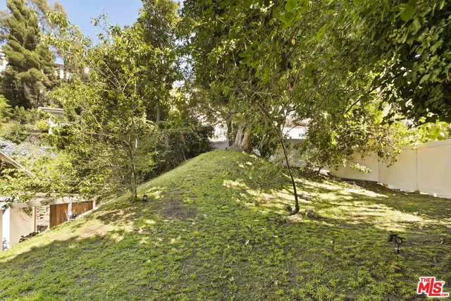 $1,799,000 | 2204 Stanley Hills Drive, Los Angeles, CA 90046