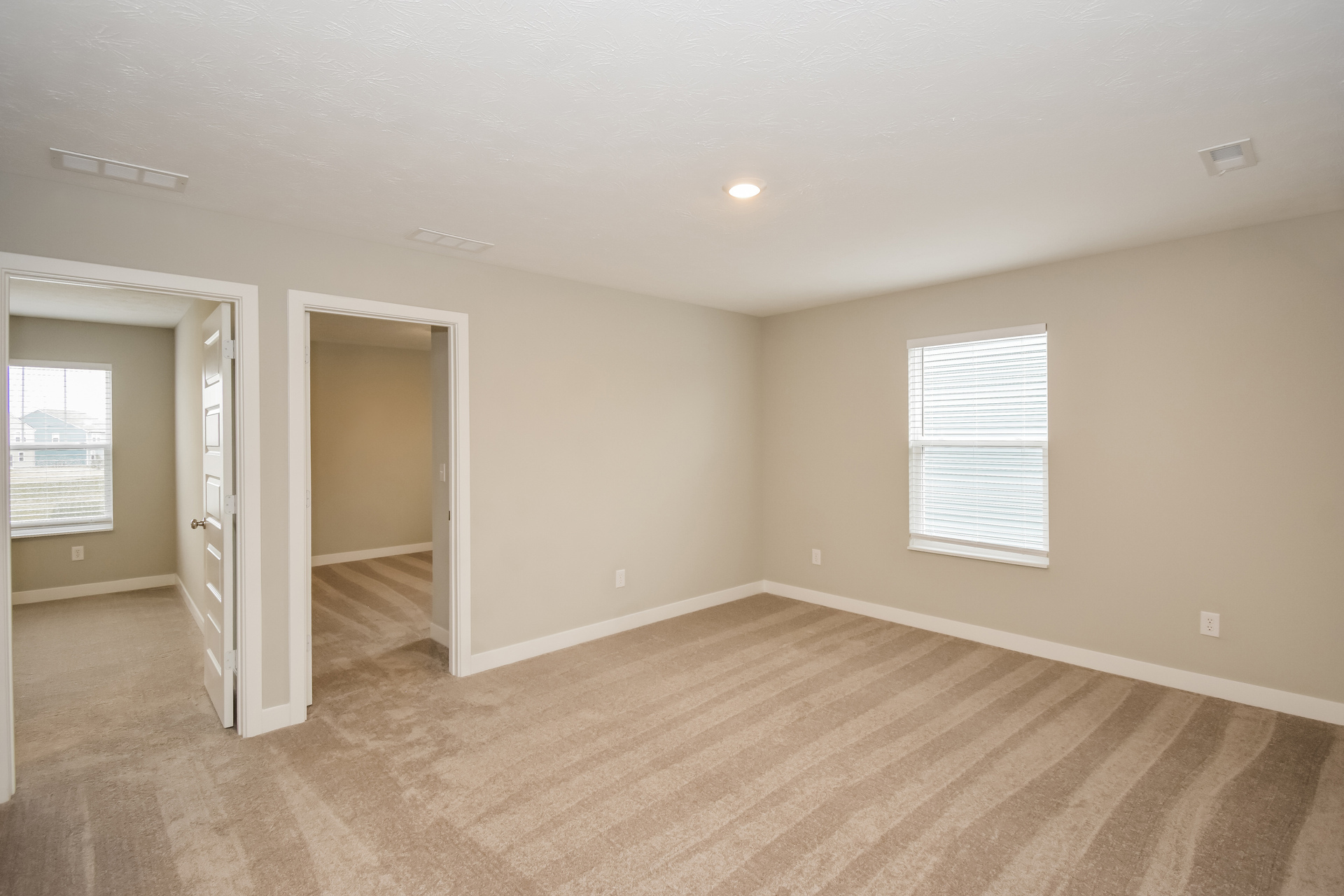 9174 Larson Drive Pendleton, IN 46064 - Photo 8 of 17