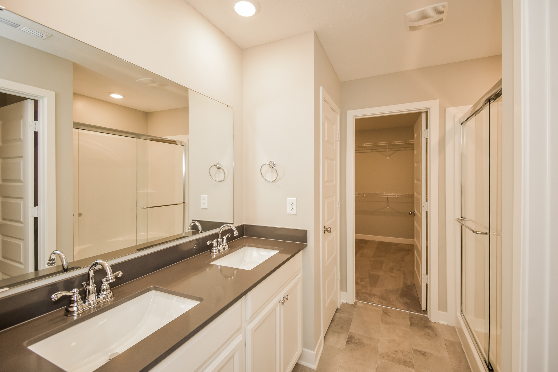 9174 Larson Drive Pendleton, IN 46064 - Photo 10 of 17