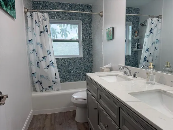 $949,999 | 4620 7th Avenue West, Bradenton, FL 34209