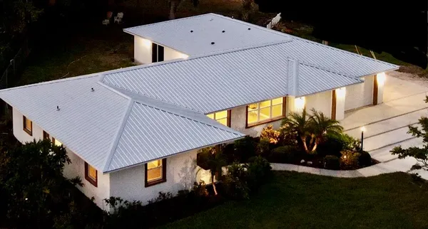 $949,999 | 4620 7th Avenue West, Bradenton, FL 34209