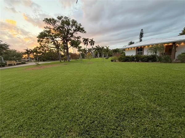 $949,999 | 4620 7th Avenue West, Bradenton, FL 34209
