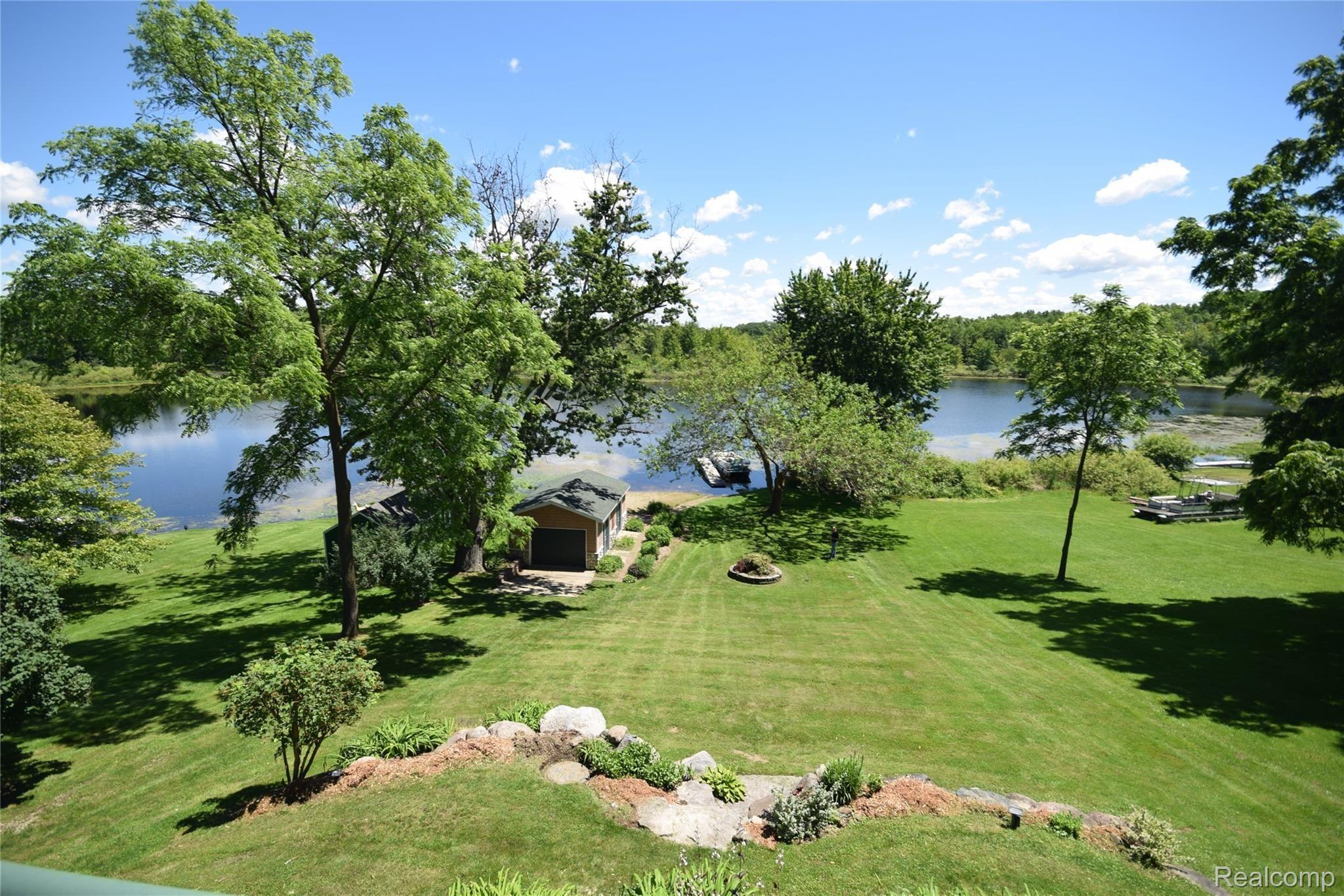 11079 Fenton Road Fenton, MI 48430 - Photo 27 of 37 DSC_0061.JPG