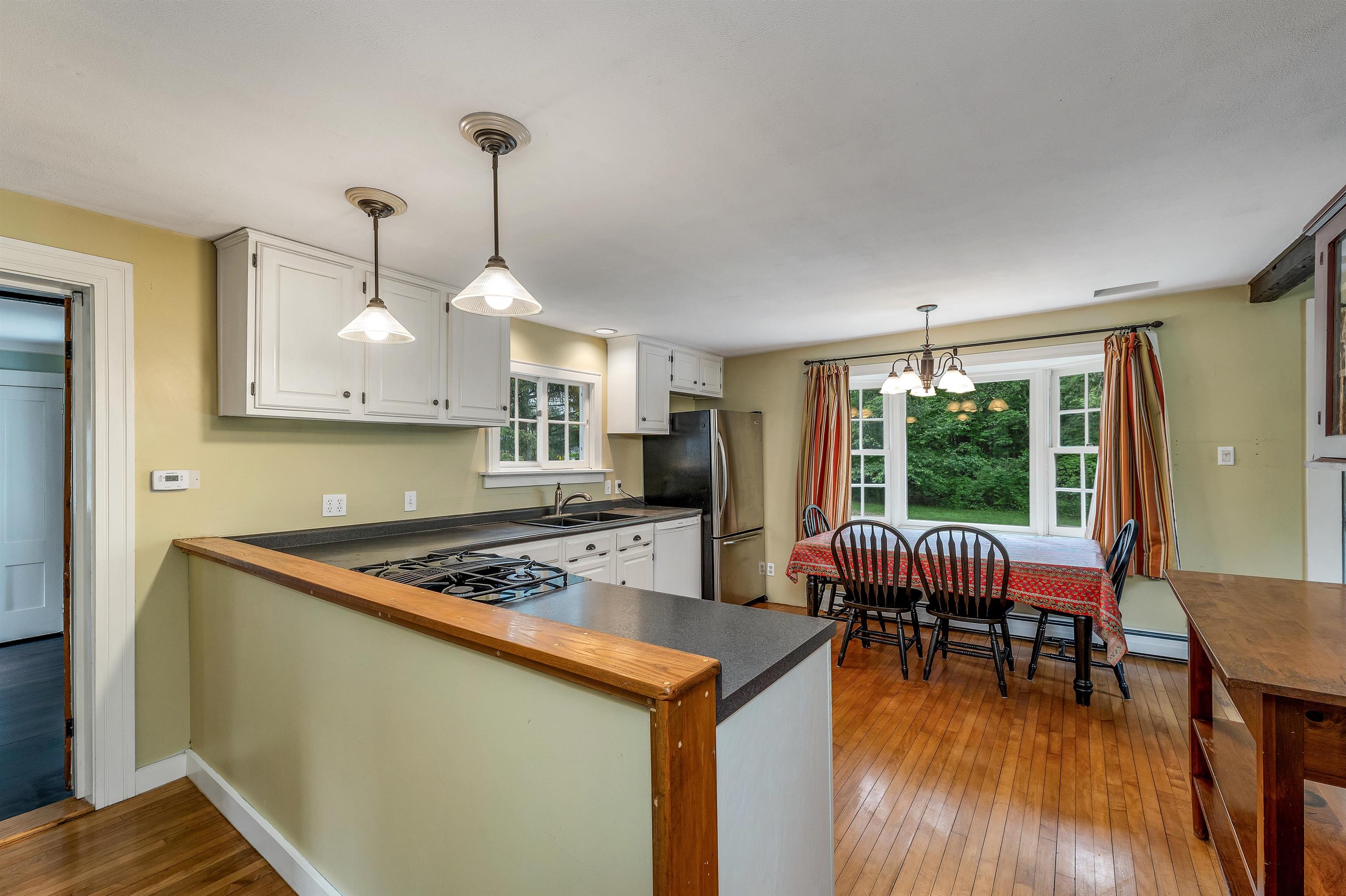205 Wentworth Road Brookfield, NH 03872 - Photo 3 of 35