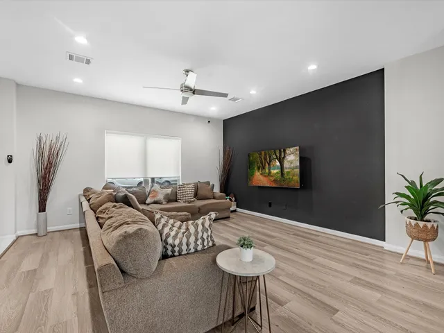 $3,300 | 8407 James Franklin Street, Houston, TX 77088