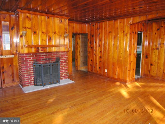 7704 Trappe Road Dundalk, MD 21222 - Photo 3 of 14 Wood Burning Fireplace