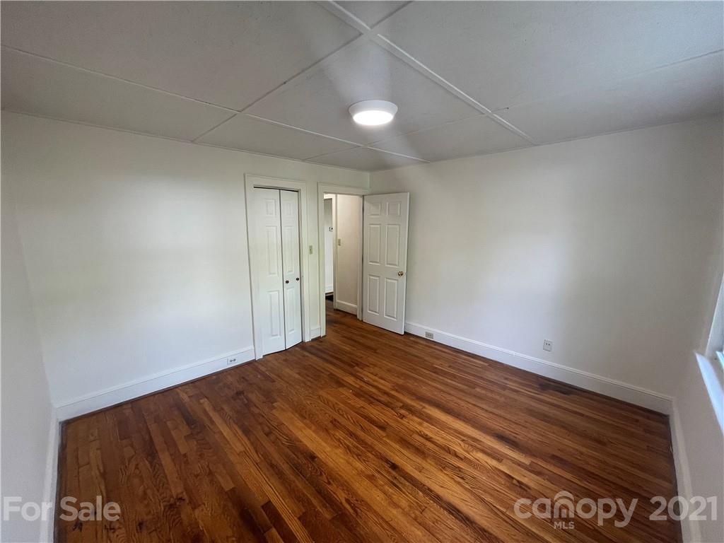 401 Ridge Street Northwest Lenoir, NC 28645 - Photo 12 of 18 Gallery Image 12