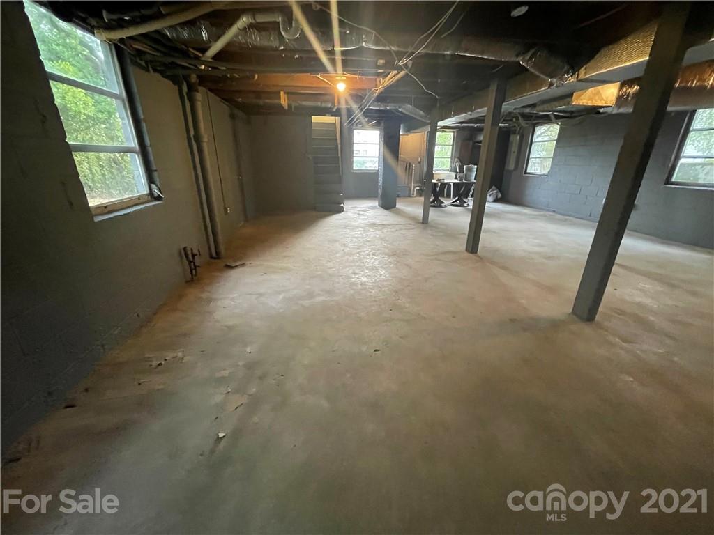 401 Ridge Street Northwest Lenoir, NC 28645 - Photo 18 of 18 Gallery Image 18