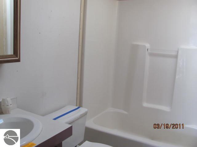11527 Ramsay Road Thompsonville, MI 49683 - Photo 14 of 16 1725626-13.JPG