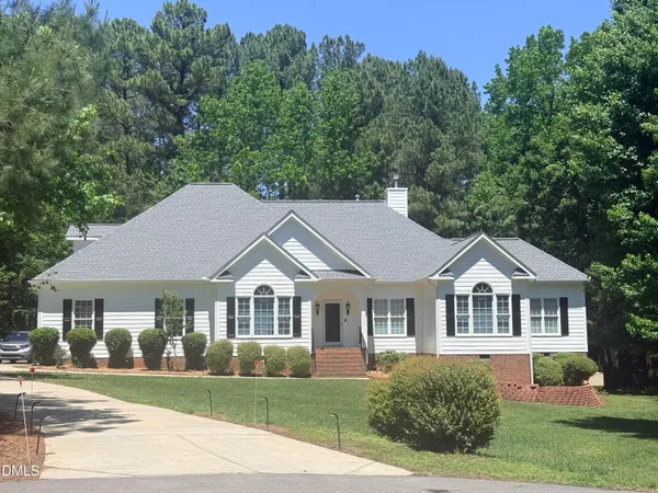 $850,000 | 2704 Dray Court, Raleigh, NC 27613