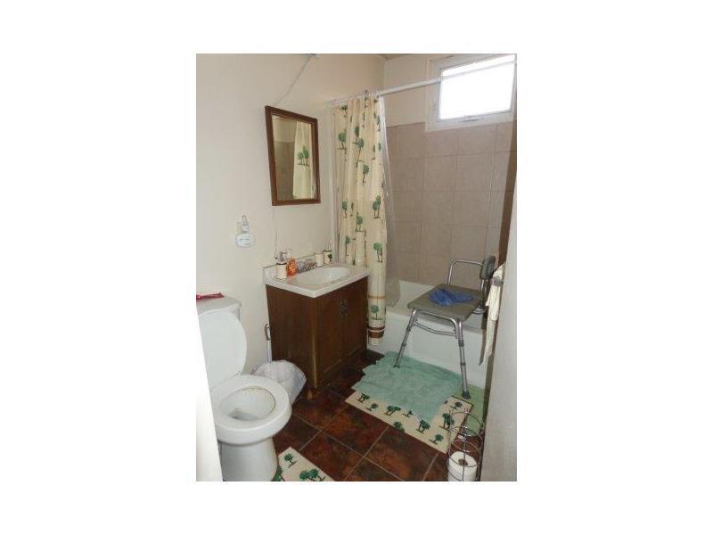 190 William Street McKees Rocks, PA 15136 - Photo 14 of 21 Full Bath.