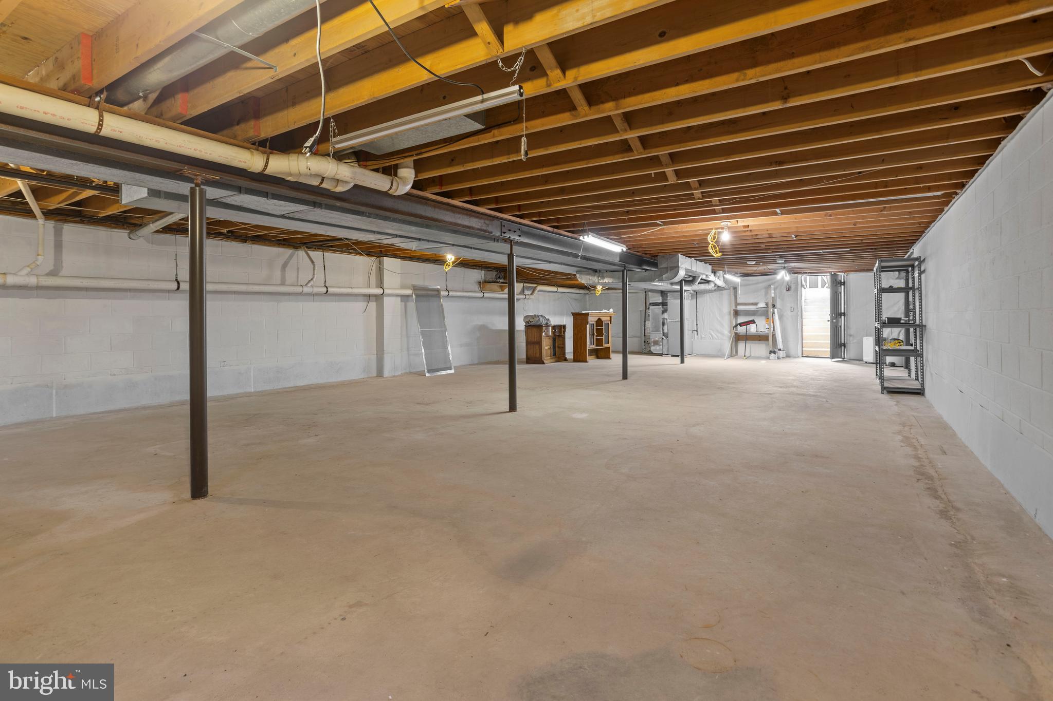 311 Ogden Place Springfield, PA 19064 - Photo 29 of 35 a view of an empty room
