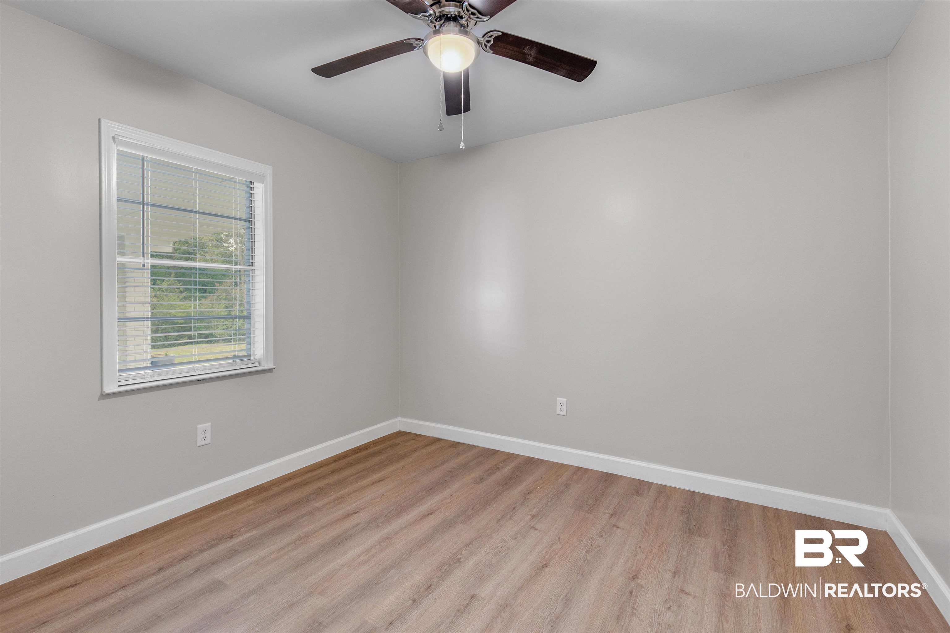1304 Johnson Road Daphne, AL 36526 - Photo 16 of 33 Gallery Image 16