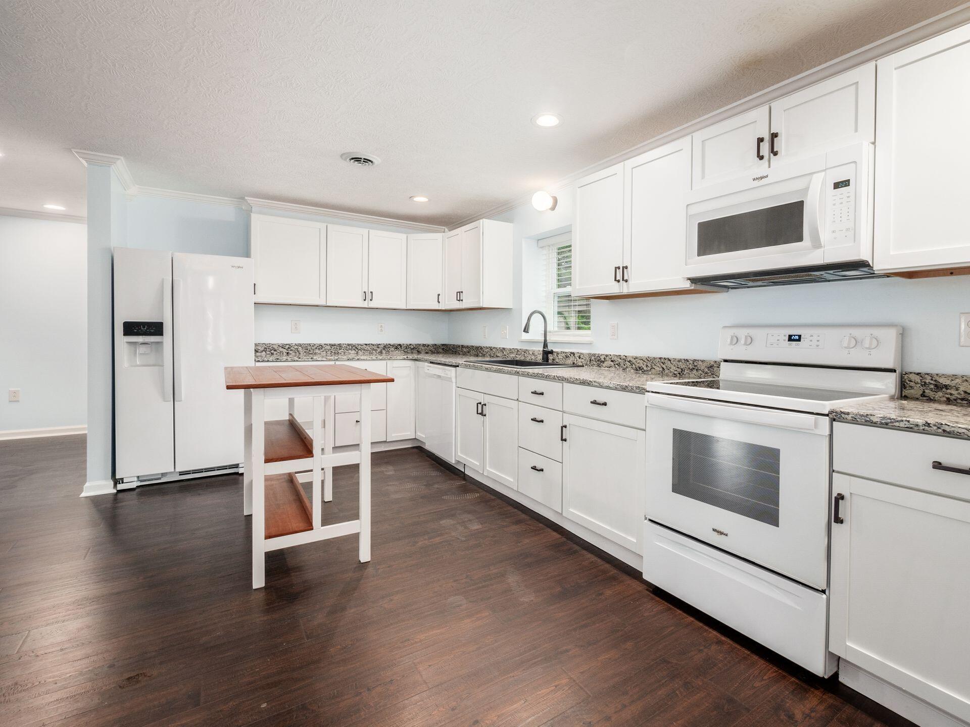 8711 Ridgley Road Mount Perry, OH 43760 - Photo 7 of 47 Kitchen