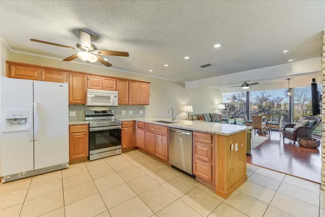 $395,000 | 110 World Of Tennis Square, Unit D110, Lakeway, TX 78738