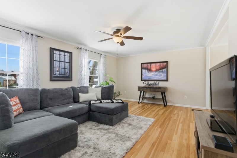 3 Armstrong Drive Oak Ridge, NJ 07438 - Photo 12 of 45