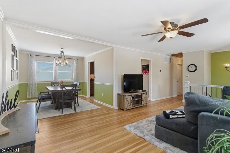 3 Armstrong Drive Oak Ridge, NJ 07438 - Photo 14 of 45